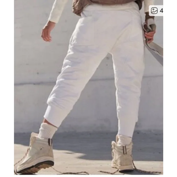 Free People FP Movement June Bug Quilted Joggers Pants Sz.M EUC - Picture 3 of 16